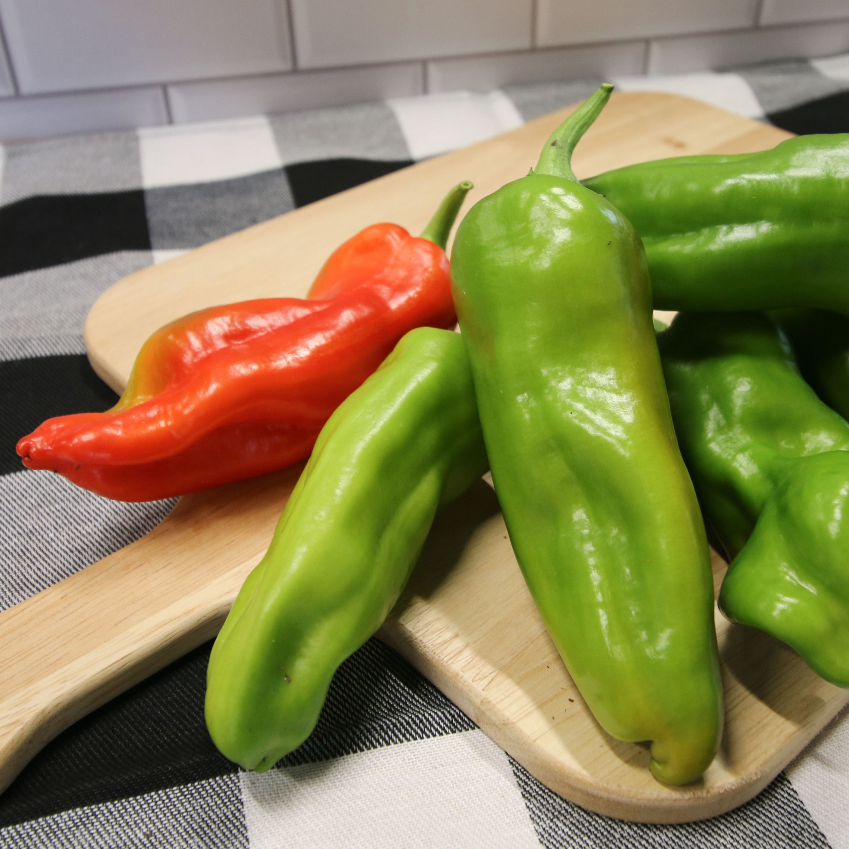 Cubanelle Pepper – MIgardener