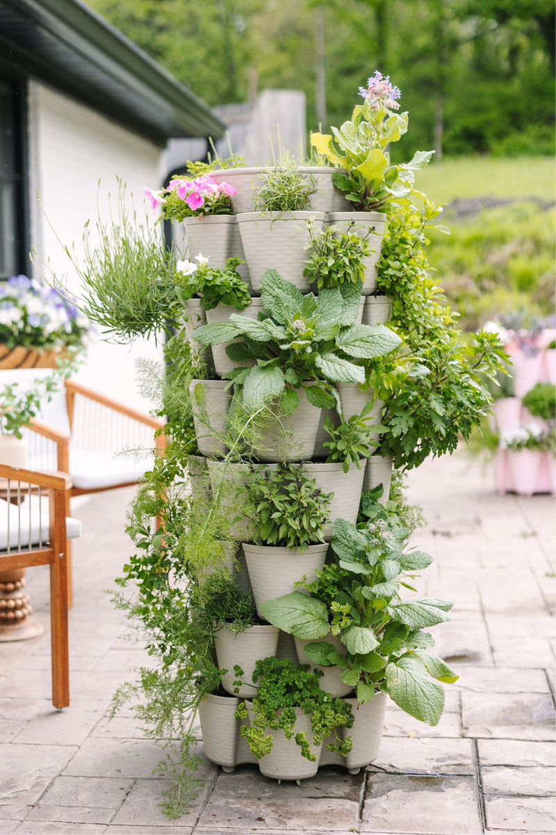 7 Tier GreenStalk Garden Leaf Vertical Planter - Basket Weave Texture