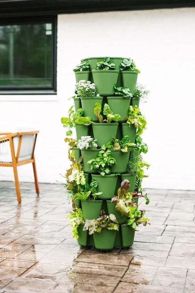 7 Tier GreenStalk Garden Leaf Vertical Planter - Basic Texture