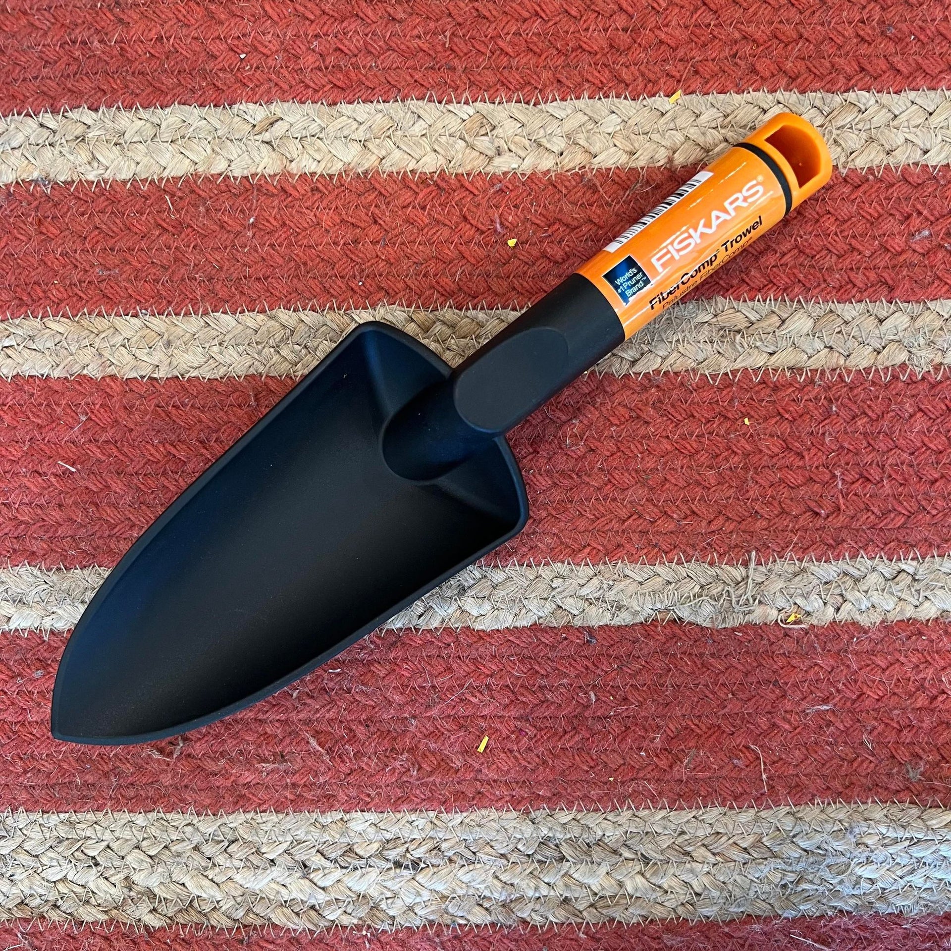 fiskars seed planting trowel Fiskars Trowel